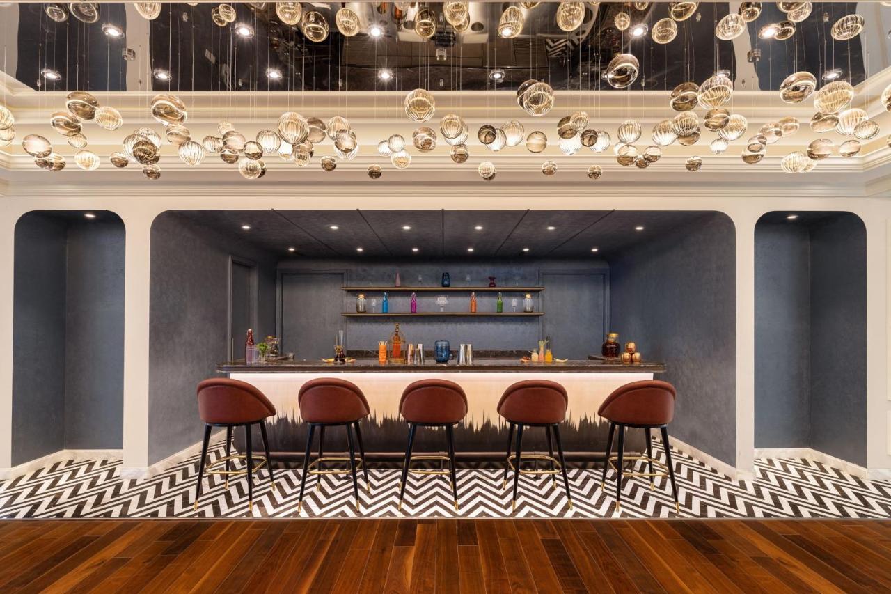 Itc Royal Bengal, A Luxury Collection Hotel, Καλκούτα Εξωτερικό φωτογραφία The bar on board